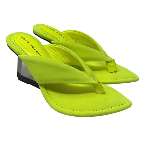 Good American Clear Wedge Thong Sandals in Chartreuse size 7 - Picture 3 of 16